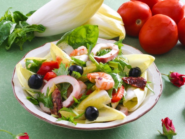 チコリ海鮮サラダ