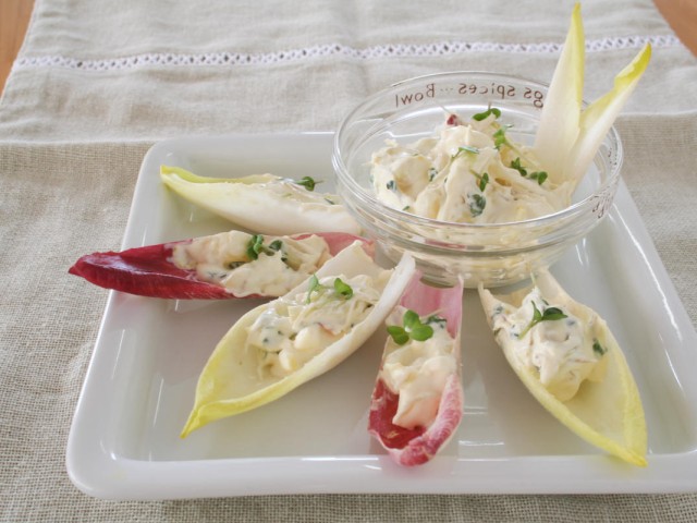 チコリのクリームチーズディップ