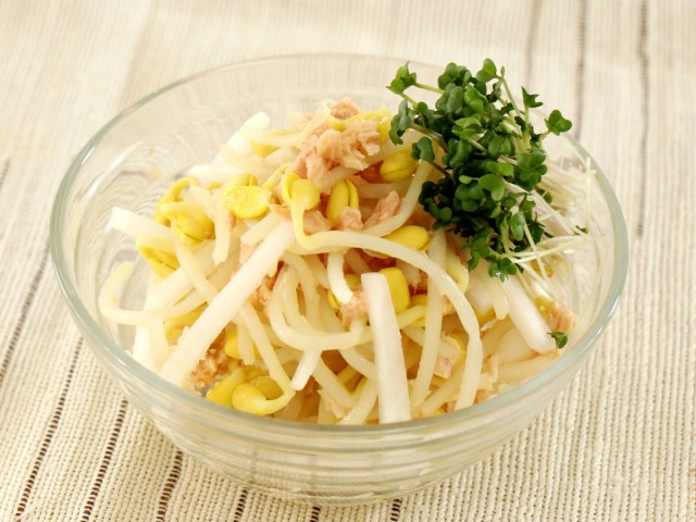 大豆もやしと大根のツナサラダ