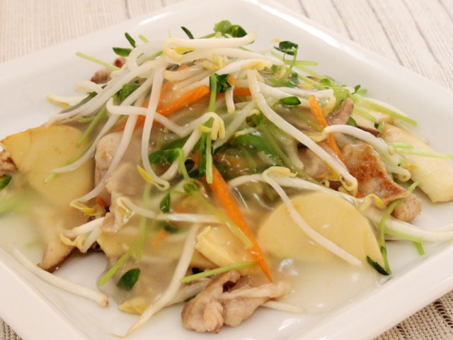 黒豆もやしで中華あんかけ