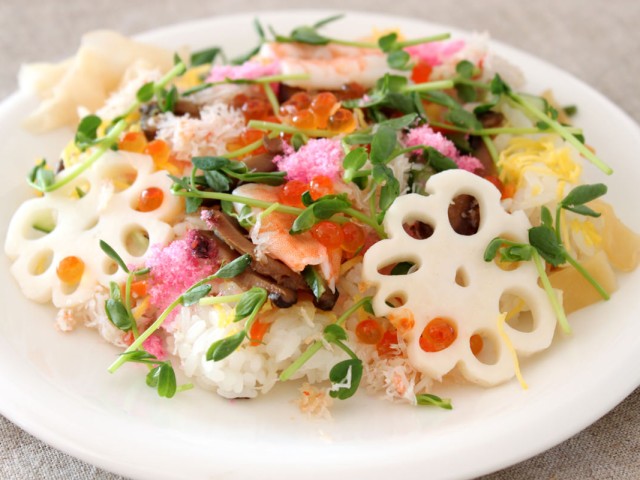 豆苗で野菜いっぱいちらし寿司