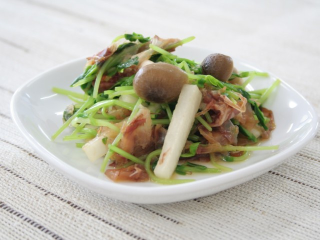 豆苗としめじのおかか和え