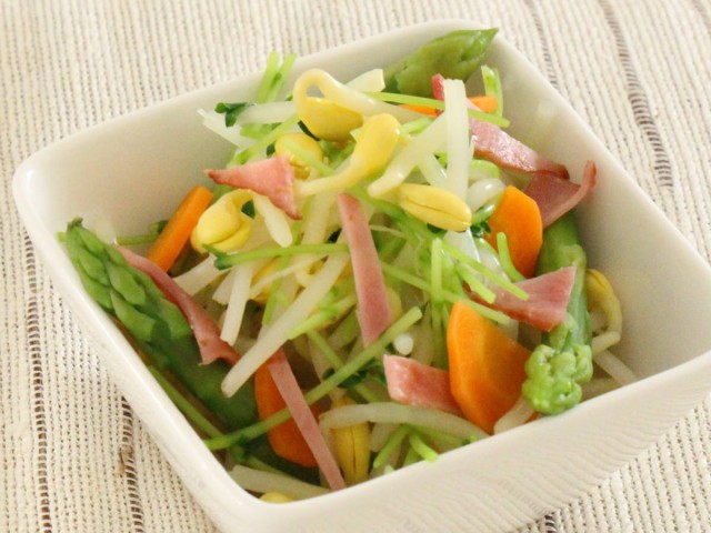 豆苗とカラフル温野菜の中華和え