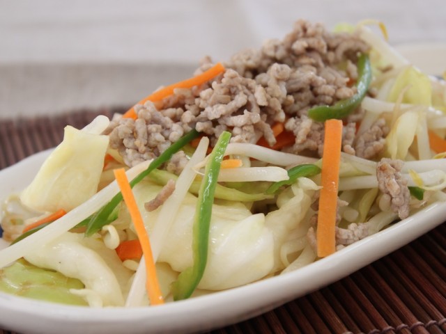 たっぷり野菜のかんたん塩こうじ炒め