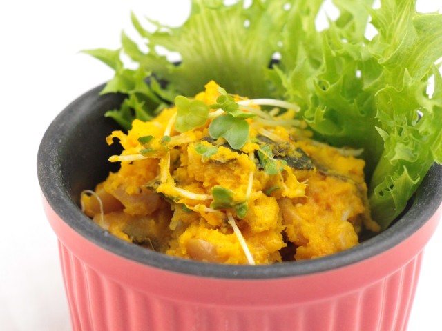 【管理栄養士監修】カボチャとナッツの美肌サラダ