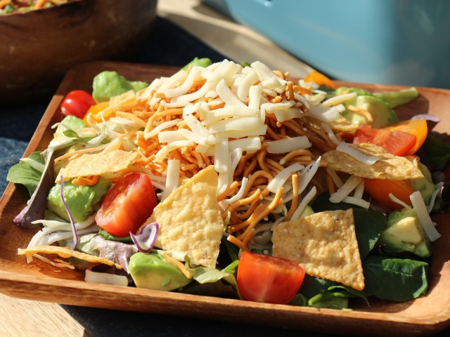 メキシカン風 タコスサラダ