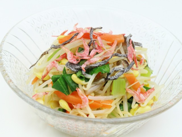 便利なおかず野菜で塩こんぶナムル