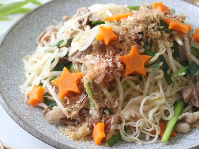 もやしたっぷりそうめんチャンプルー
