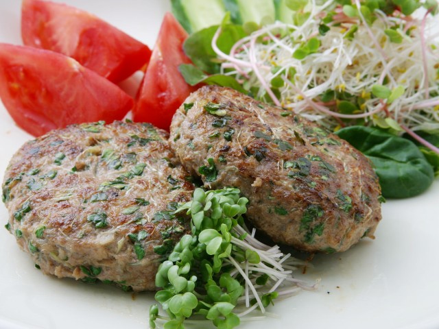 ブロッコリーの新芽 ハンバーグ