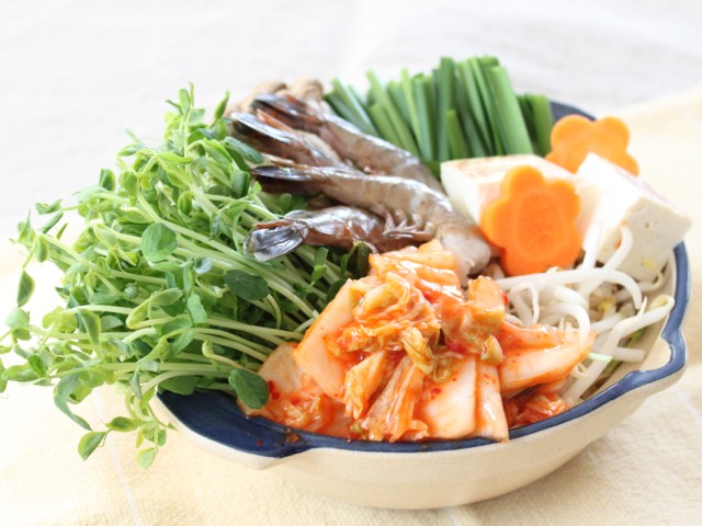 豆苗と海鮮の鍋