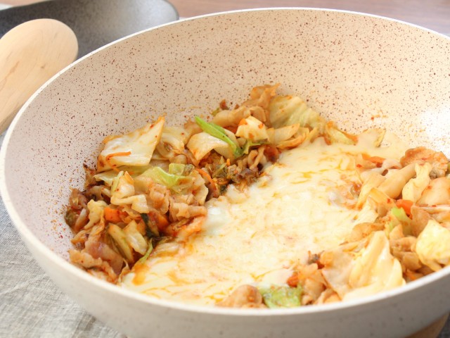 豚バラ肉のタッカルビ	 		 		 		