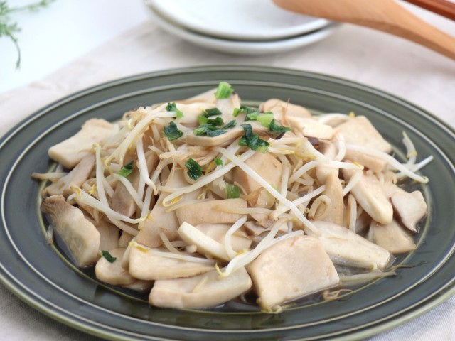【HOKTOコラボ】緑豆もやし×エリンギ 醤油バター炒め