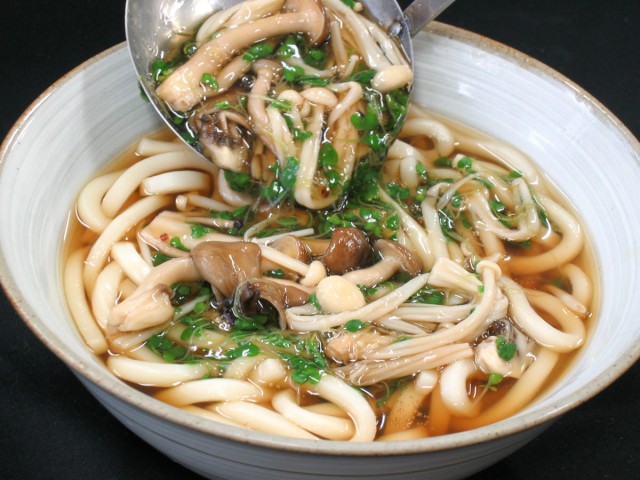 ブロッコリーの新芽あんかけうどん