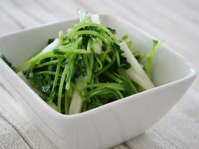 豆苗と大根の香り和え