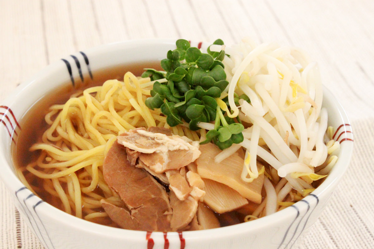 シャキシャキ黒豆もやしのラーメン サラダコスモの おいしい発芽野菜レシピ