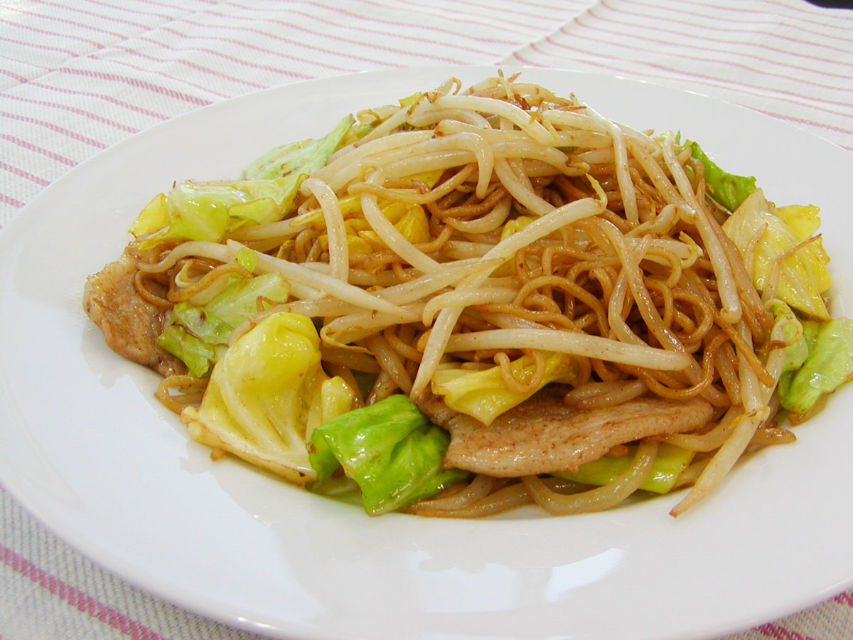 もやしたっぶりソース焼きそば