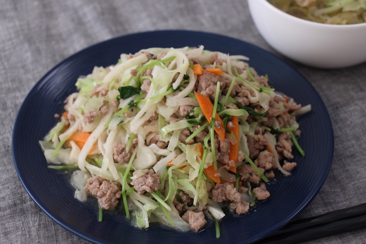 細切り野菜でひき肉旨炒め